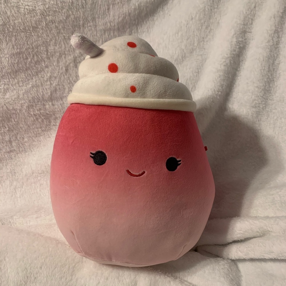 SQUISHMALLOW BNWT - 8' Cinnamon